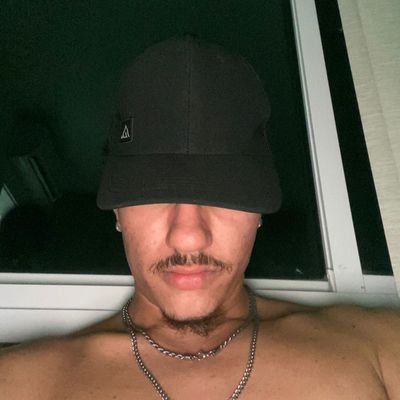 Luka_com_k_fdp's profile picture. 