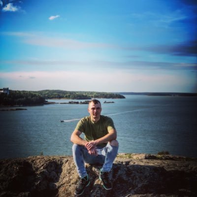 vchernov10's profile picture. Connoisseur of beauty