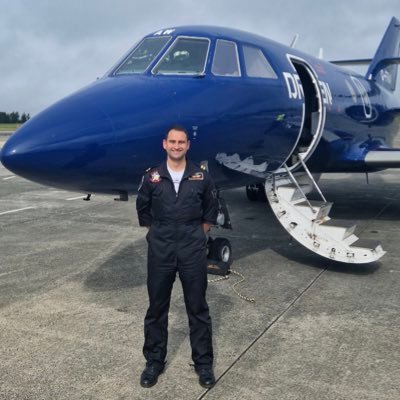 JonathanNicho18's profile picture. Commercial Pilot and Flight Instructor, aviation and outdoors enthusiast & blogger.