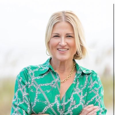 kimhmolloy's profile picture. Real Estate Agent,  WILLIAM RAVEIS