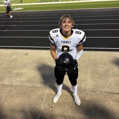 Forney High School|Tight End|Class of 26’|15 years old|6’3|210 lbs|All Glory To God|214-694-0096|@wolvertonkade@gmail.com