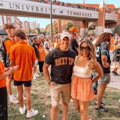 I’m here for tweets about Jesus and the Vols! Happily married and girl mom to 3 littles 💕