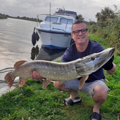 Telecoms consultant, Northampton Saint, Arsenal and live Music fan. Keen fisherman, history enthusiast and lover of the great outdoors.