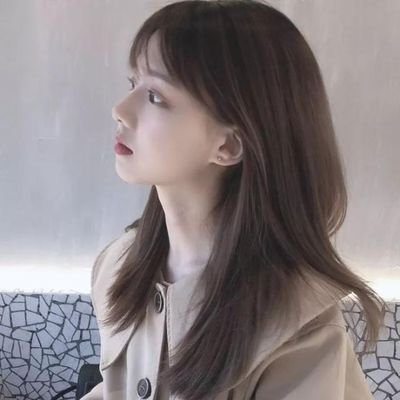 miyu1282034's profile picture. その時は車馬が遅く、手紙が遠いので一生一人しか愛せなかった