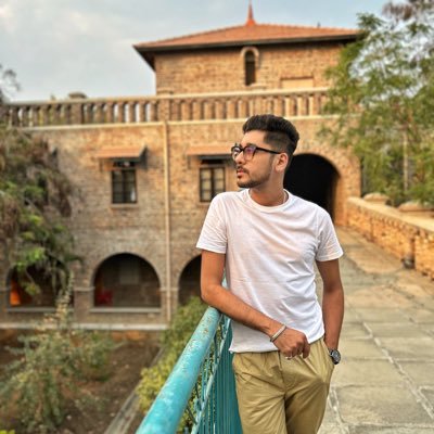 rohan_shah92's profile picture. 