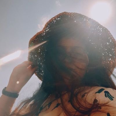 iusety's profile picture. bluh bluh bluh