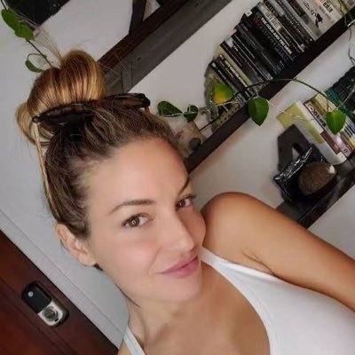 bestcryptoin's profile picture. I’m down for anything new