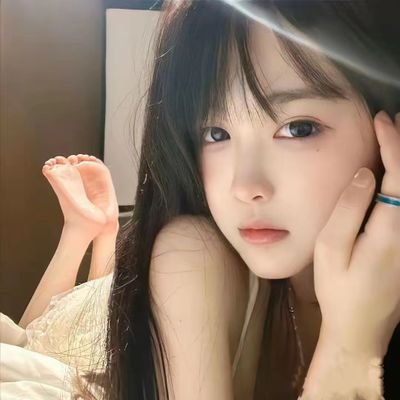 eunji7009's profile picture. 