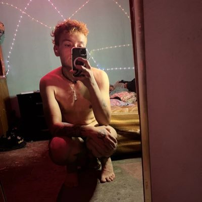 +18 🔥 Mexicano, 19 años, bisexual, lindo y muy caliente