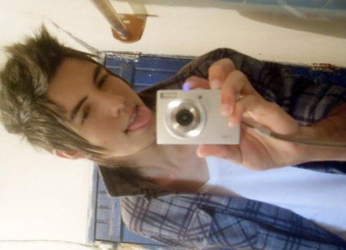 Face:http://t.co/NYsUEwSDvk
msn:rafael_sykes@hotmail.com