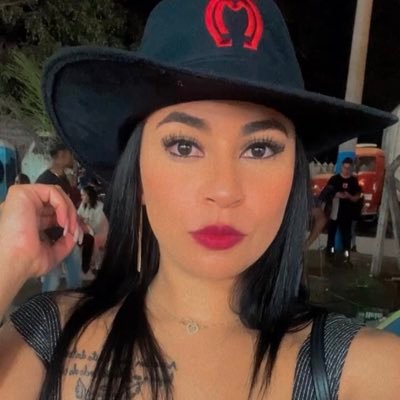 e quando você menos esperar, tudo irá ficar bem. 🫀
25 years 🧡
Vascaína 💢
Teresópolis Rj