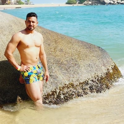 Cire0926's profile picture. Working
