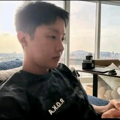 AfrinFerdows's profile picture. 💜BTS ARMY💜