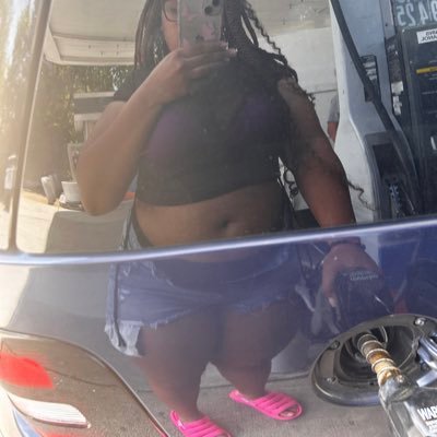 stay0utmyuterus's profile picture. 