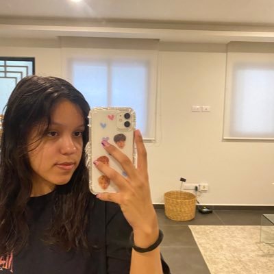 20 || i'm a multi stan || @andyywithluv 's wife || film out enthusiast ✨