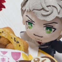 まるめるもち(もち) (@trhk_mochi_) 's Twitter Profile