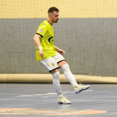 Jugador de CD Zierbena FS Respresentado de SBSport y Extremeño 🟢⚪️⚫️