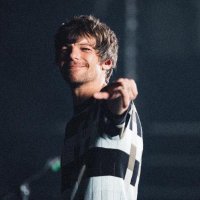 ─── Louis (@moondvst___) 's Twitter Profile