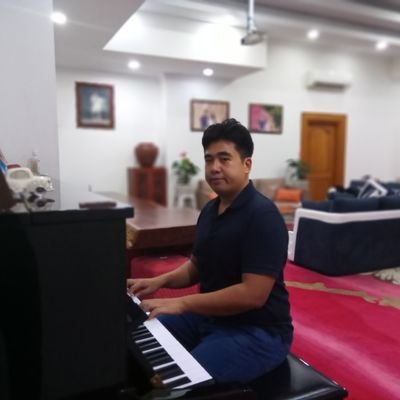 Pianist 🎹 dub anime and pro gamer Batman fan DC/Marvel BLEACH and #BROLY fan follow me I follow u back as way of SAYAIN thnks ❤️ 🥘 Myanmar 🇲🇲 👻