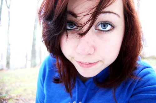 Seventeen; senior and AE employee extraordinaire. I love Pride & Prejudice and The (MLB) Giants!