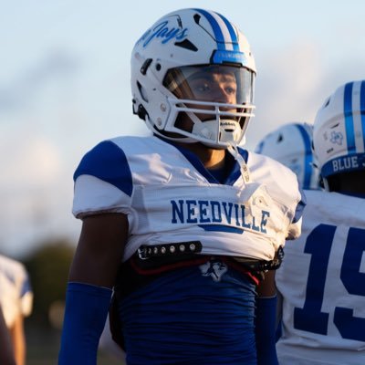 6’4|185 lbs| CB/S| 3.4GPA| Needville HS📍| c/o 24 |1st Team All District CB| 2x State Finalist Triple Jumper|US Army All-American |IG: the1nonly_austin