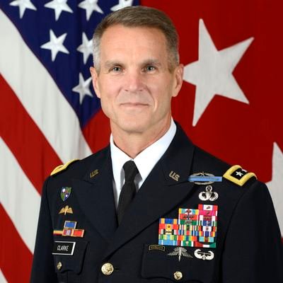 Official Twitter account for the Commanding General of the U.S. Army Intelligence Center of Excellence & Fort Huachuca. Following, RTs and links * endorsement.