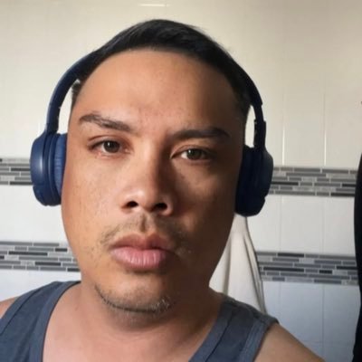 vinceshoxs24's profile picture. Nurse 🧑‍⚕️ cryptocurrency enthusiasts ⚡️⚡️⚡️⚡️Something big is coming 🤩 GOD’s first 😇. instagram: vince_cris24