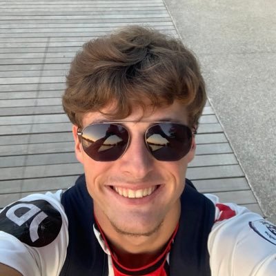 étudiant en journalisme. Lu dans Ouest-France ou SoFoot pour parler de tout et du Stade lavallois. Football is Life comme disait une grande série.