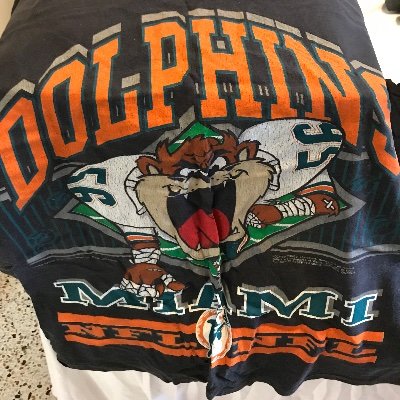 SoFloSports!!!🐬🔥🟧__🟩🏈🙌🏼 #FinsUp, Dolphins fan in no man’s 🍤⚾️country…let’s go🎣🛥️Fish!🪘Blonde CubanAmerican🌴🏝️⛱️🍹☀️🏖️