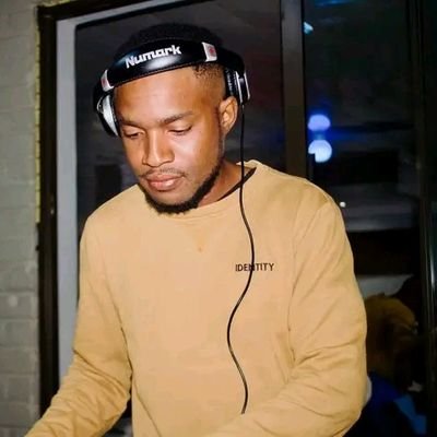 House Music lover
For Bookings:tickaym33@gmail.com
WhatsApp:0762410283