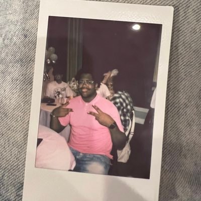 poliozGG's profile picture. Daydream Tendencies 💚