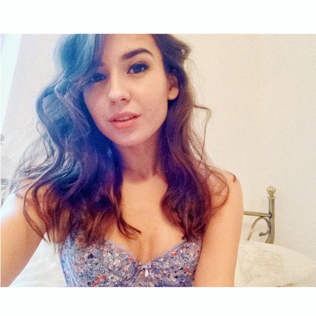 pixel_shot86204's profile picture. 