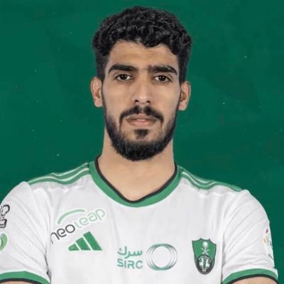 Professional Football Player at @alahli_fc , For Business Inquires: Info@Sportlink.com.sa