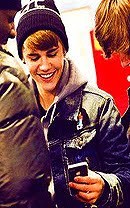 desde 04.10.11 | Sempre tem uma bandeira do Brasil em qualquer show que eu faça - Justin Bieber
