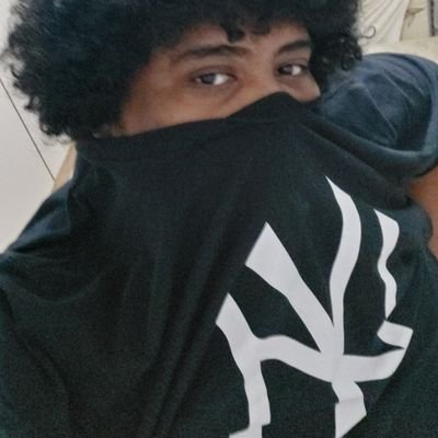 Streamer: https://t.co/IkkBuwNZTR 

Cantor | Escritor | Historiador | Rapper | Comunista

Fundador de @astros_Amores

insta: @mcxangoh