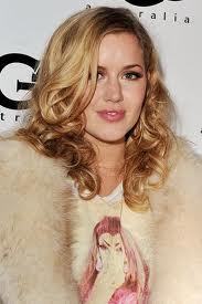 Made in Chelsea makes me happy and all you beautiful followers too. Follow me, I'll follow back Xx
