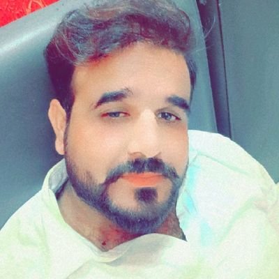 احباب دے رہے ہیں نئے عشق کی خبر
اپناتو ایک شخص بھی سارا نہیں ہوا....🖤