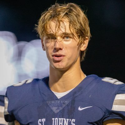 6’5 | 215 | WR | GPA: 4.1 | St. John’s Prep 25 | Cell: 978-996-0023 | 10’8 Broad | 35.5in Vert | 4.6s 40yd | mbarlow25@stjohnsprep.org