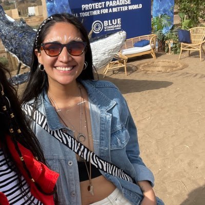 Traductora Inglés-Español 📝 | English teacher 👩🏽🏫 | Amante del cafecito ☕ | Viajes y aventura ✈🌎 | Música de todo 🎧 | Team verano☀️