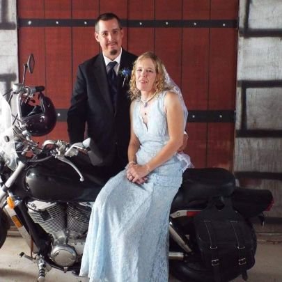 JLeeCarruthers's profile picture. J. Lee Carruthers is an artist with the drawing ability equal to that of a tone-deaf cat. She overcomes this problem by creating pictures with words.