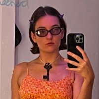 Mollÿ Holland (@happythinkhour) 's Twitter Profile