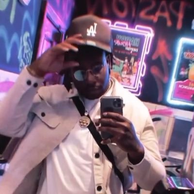 KelDollaSign's profile picture. 🤧 | Compton made me