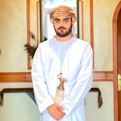| أوصيك يا الله بأبي عُمراً جميلاً