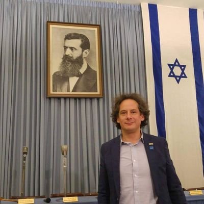 oscarkleinkopf's profile picture. SIONISTA

Que me sigan los valientes