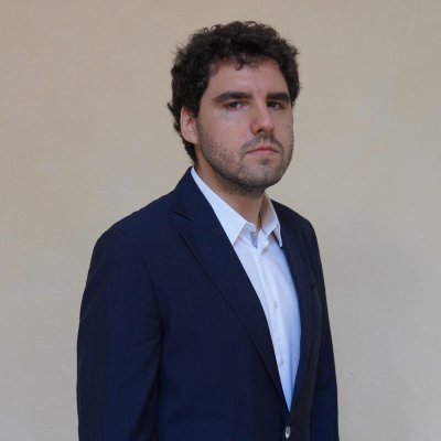 International law & global governance (politics-history-theory), human rights, LatAm. Max Weber Fellow @EUI_EU & Assoc Editor EJIL. PhD in Law, @Cambridge_Uni.