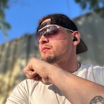 Mike_Mako_'s profile picture. I love our country and hate our government.