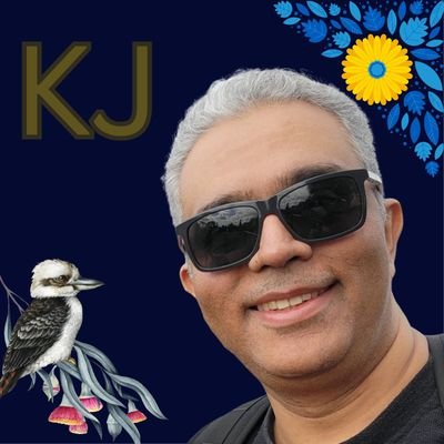 A full-stack developer that sometimes tweets in Persian
English Account: @kevinjamau