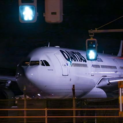 関東住み＆HNDベースの最近空に進出した高校生です。旅行好き＆鉄オタです
低クオリティーの源泉なので生暖かい目でご覧下さい。
出会い垢等はブロックさせていただきますす。機材
kiss7i+TAMRON70-300(a030)TAMRON18-200
 鉄垢@hoJPEPEYIjY5D0P