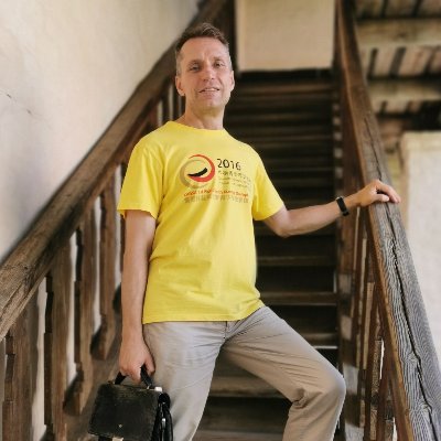 Korchitskij76's profile picture. university lecturer of Latin, PhD, shogi and xiangqi amateur player, both shogi and hexagonal chess European champion, 五段将棋