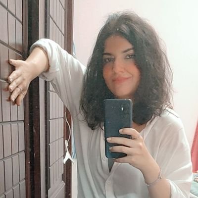 nour64647's profile picture. 